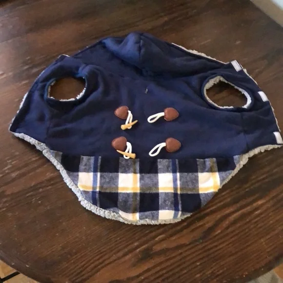 🌟HOST PIC🌟EUC 🐶 Fleece coat for a medium sized dog, measurements in pics. - Picture 1 of 6